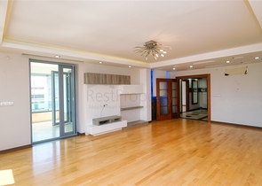 شقة 4 + 1 في منطقة جيرسو الصغيرة - كونيالتي