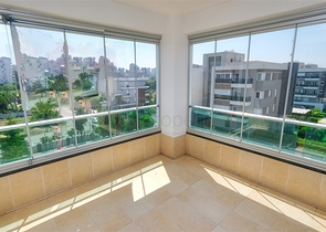 شقة 4 + 1 في منطقة جيرسو الصغيرة - كونيالتي