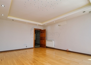 شقة 4 + 1 في منطقة جيرسو الصغيرة - كونيالتي