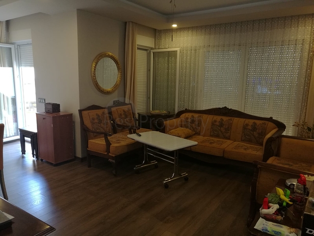 شقة 2 + 2 في منطقة هورما الصغيرة - أنطاليا