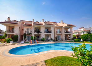 شقة 3 + 1 في منطقة كاليس الصغيرة - فتحية