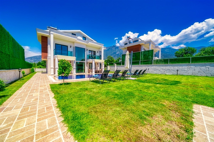 فيلا في منطقة فتحية