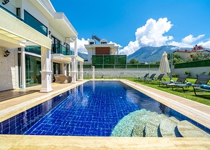 فيلا في منطقة فتحية