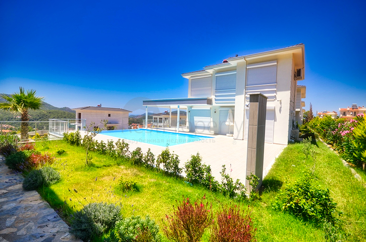 فيلا في منطقة فتحية