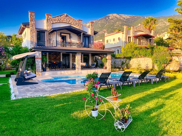 فيلا في منطقة فتحية