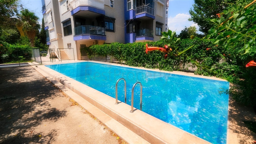 شقة 2 + 1 في منطقة ارابسويو الصغيرة - انطاليا