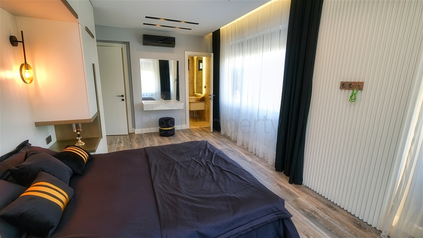 شقة 2 + 1 في منطقة ارابسويو الصغيرة - انطاليا