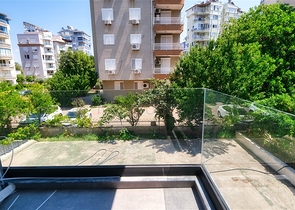 شقة 2 + 1 في منطقة ارابسويو الصغيرة - انطاليا