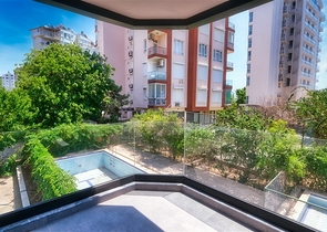 شقة 2 + 1 في منطقة ارابسويو الصغيرة - انطاليا