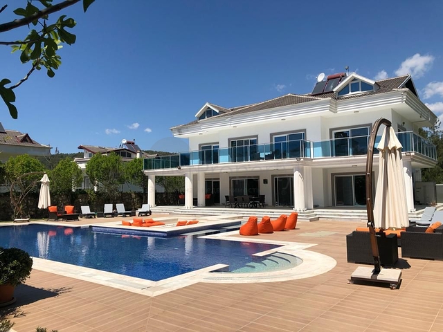 فيلا في أوفاجيك - فتحية