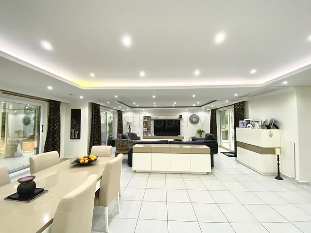 فيلا في أوفاجيك - فتحية