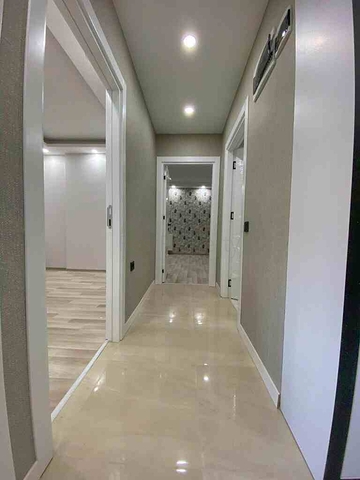 مبنى جديد في وسط مدينة أنطاليا