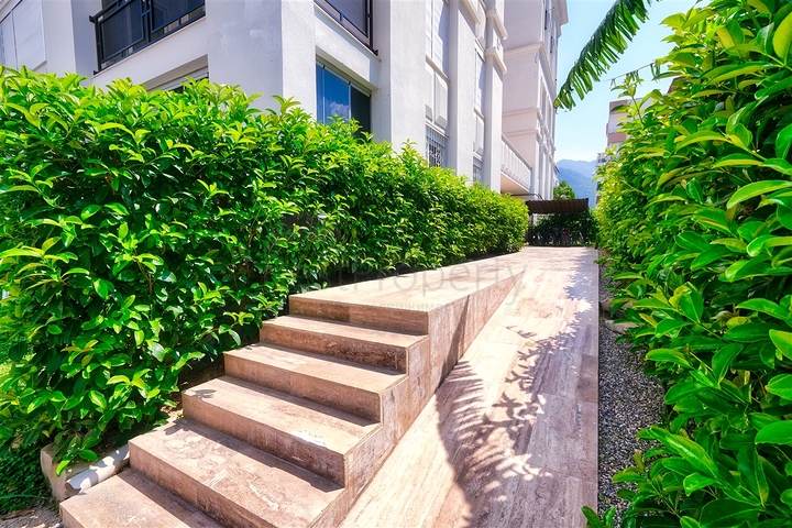 شقة 3 + 1 في منطقة كونيالتي - انطاليا