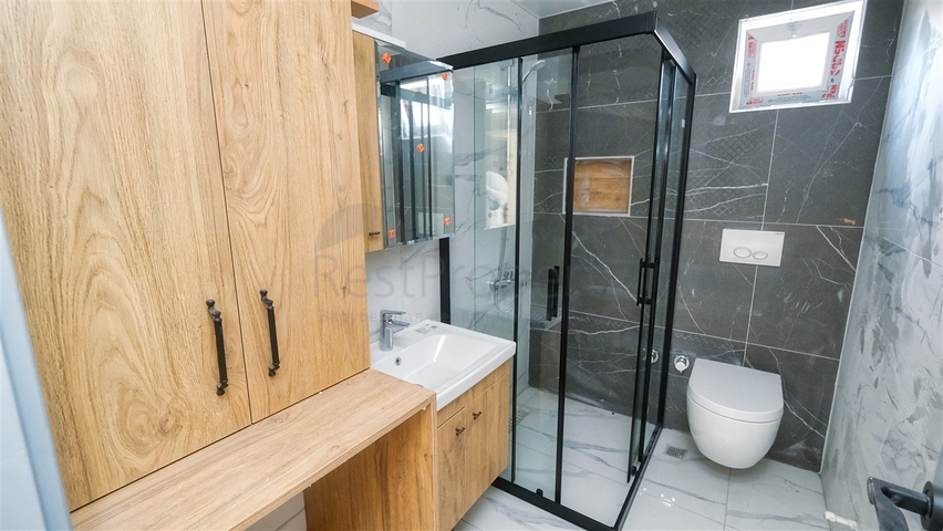 شقق 1 + 1 ، 2 + 1 في منطقة كيزيلاريك - أنطاليا