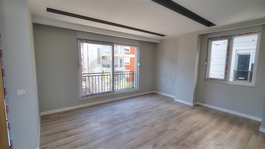 شقق 1 + 1 ، 2 + 1 في منطقة كيزيلاريك - أنطاليا