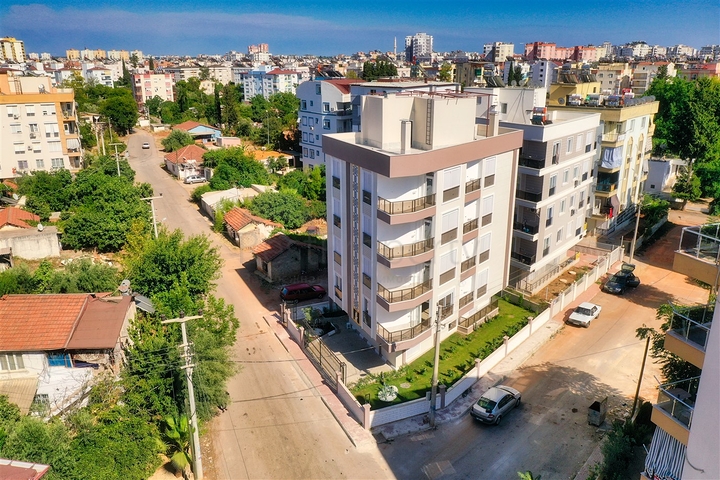 شقق 1 + 1 ، 2 + 1 في منطقة كيزيلاريك - أنطاليا