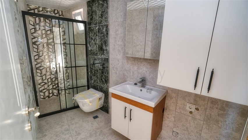 شقق 1 + 1 ، 2 + 1 في منطقة كيزيلاريك - أنطاليا