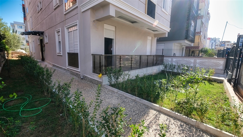 شقق 1 + 1 ، 2 + 1 في منطقة كيزيلاريك - أنطاليا