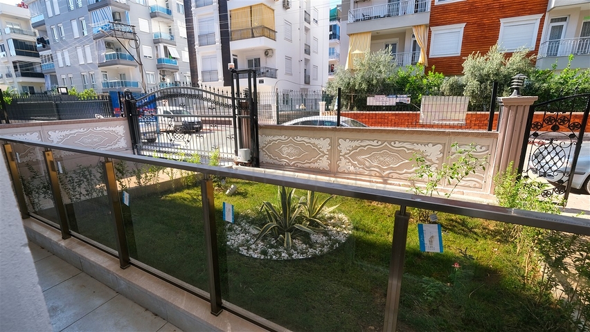 شقق 1 + 1 ، 2 + 1 في منطقة كيزيلاريك - أنطاليا