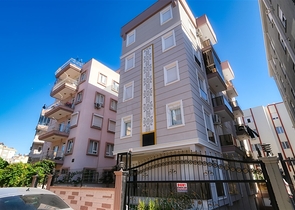 شقق 1 + 1 ، 2 + 1 في منطقة كيزيلاريك - أنطاليا