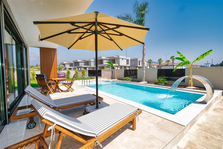 فلل في منطقة تشاميوفا ، كيمير - أنطاليا.