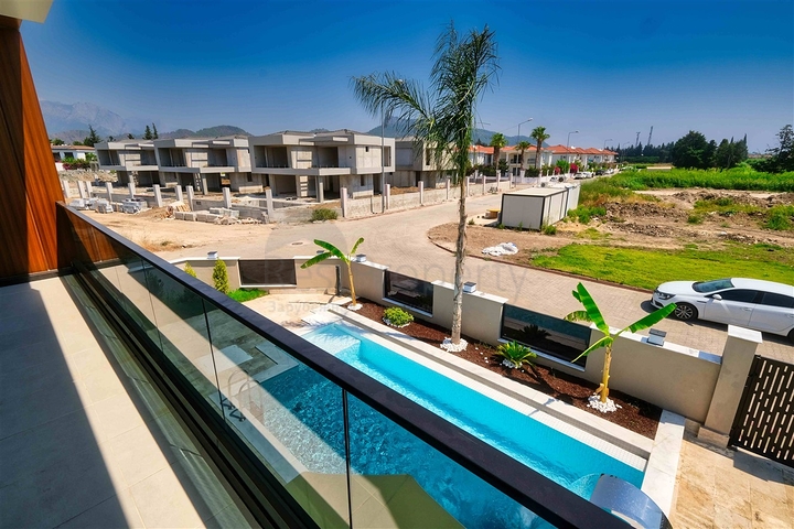 فلل في منطقة تشاميوفا ، كيمير - أنطاليا.