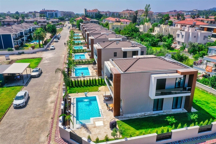 فلل في منطقة تشاميوفا ، كيمير - أنطاليا.