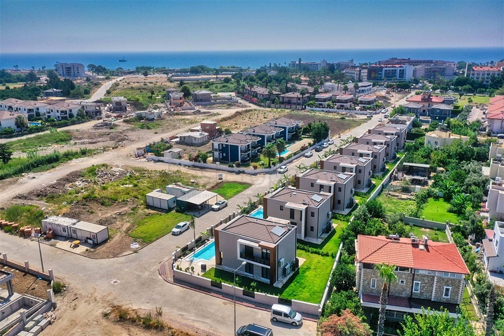 فلل في منطقة تشاميوفا ، كيمير - أنطاليا.