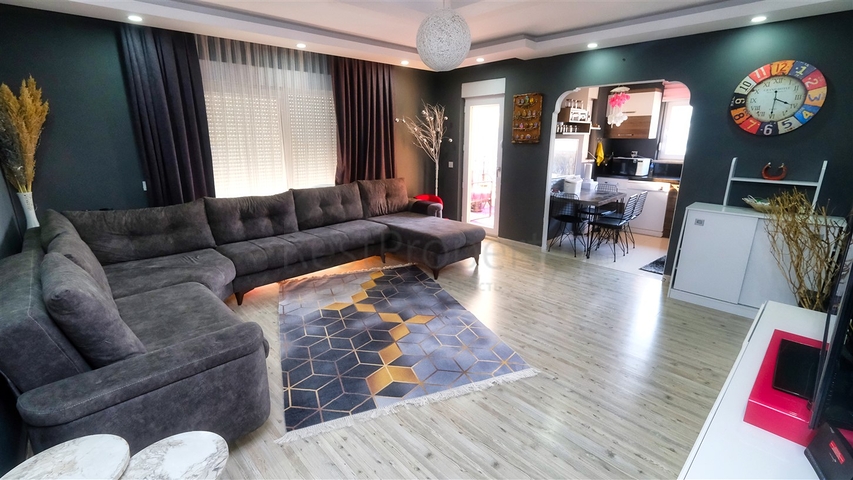 شقة 2 + 1 في منطقة هورما الصغيرة - أنطاليا