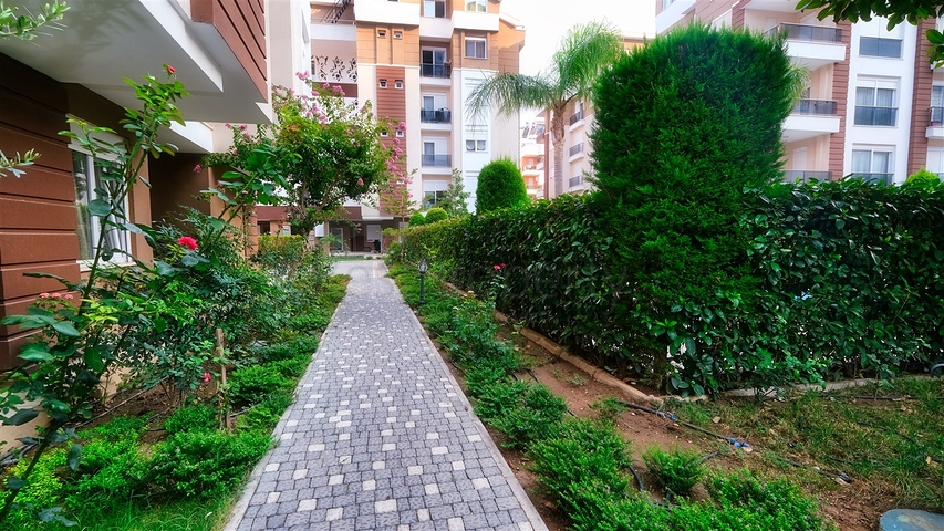 شقة 2 + 1 في منطقة هورما الصغيرة - أنطاليا