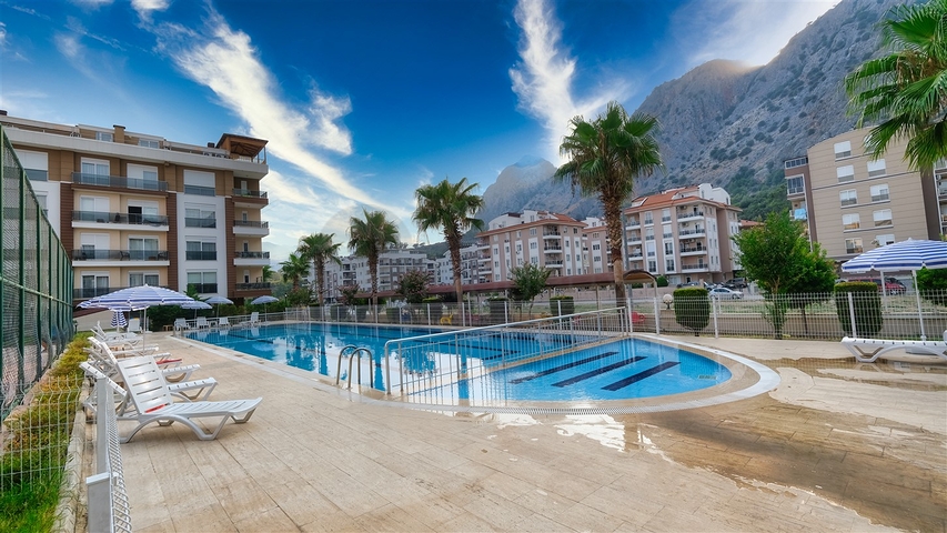 شقة 2 + 1 في منطقة هورما الصغيرة - أنطاليا