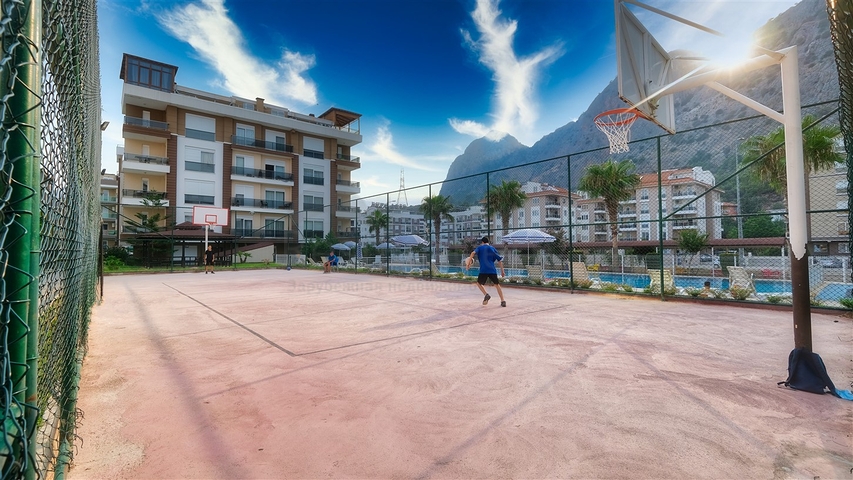 شقة 2 + 1 في منطقة هورما الصغيرة - أنطاليا