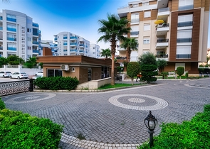 شقة 2 + 1 في منطقة هورما الصغيرة - أنطاليا