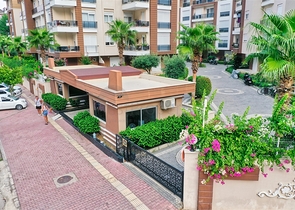 شقة 2 + 1 في منطقة هورما الصغيرة - أنطاليا