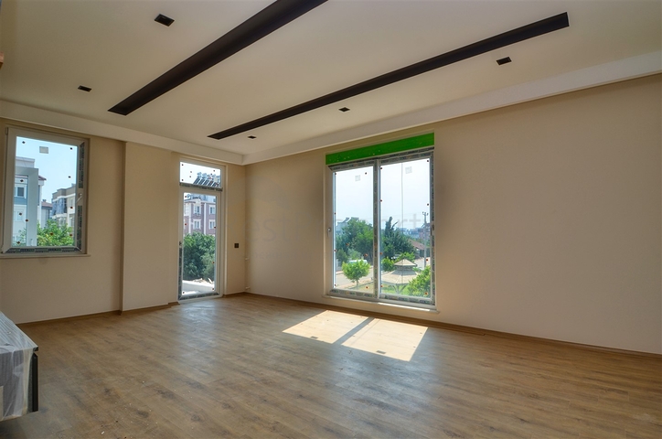 شقق 3 + 1 في منطقة كيبيز - أنطاليا