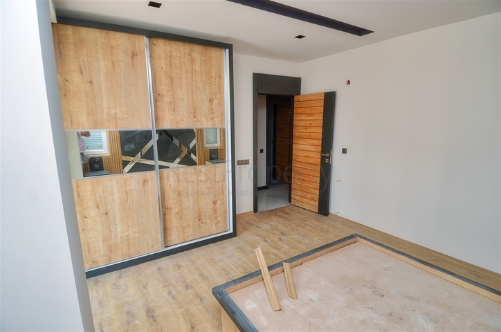 شقق 3 + 1 في منطقة كيبيز - أنطاليا