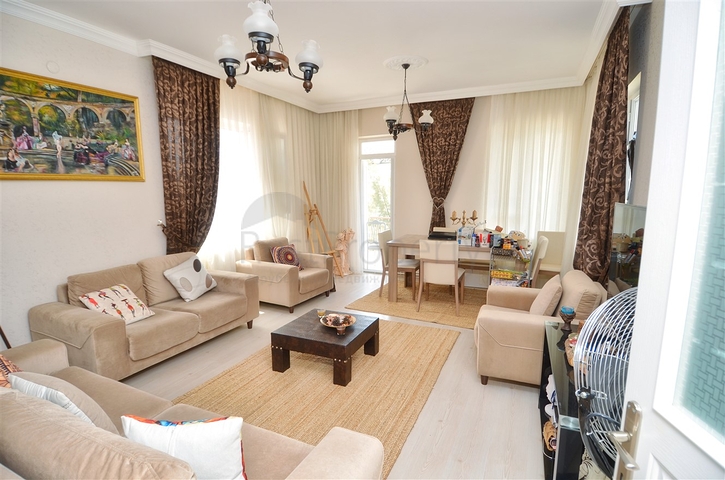 شقة 3 + 1 في منطقة هورما الصغيرة - أنطاليا