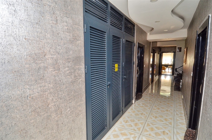 شقة 2 + 1 مع أثاث في منطقة كيبيز