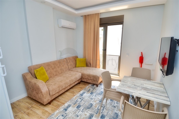 شقة 2 + 1 مع أثاث في منطقة كيبيز