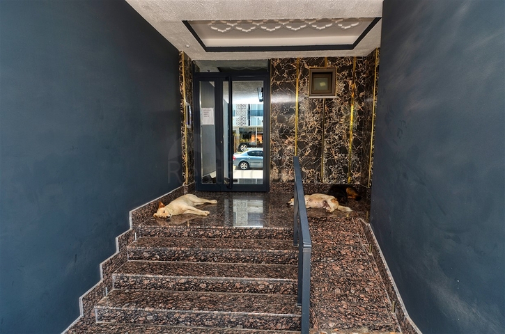 شقة 2 + 1 مع أثاث في منطقة كيبيز