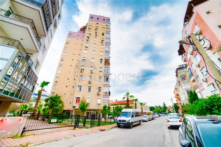 شقة بإطلالة رائعة على البحر في منطقة تشاغلايان الصغيرة - أنطاليا