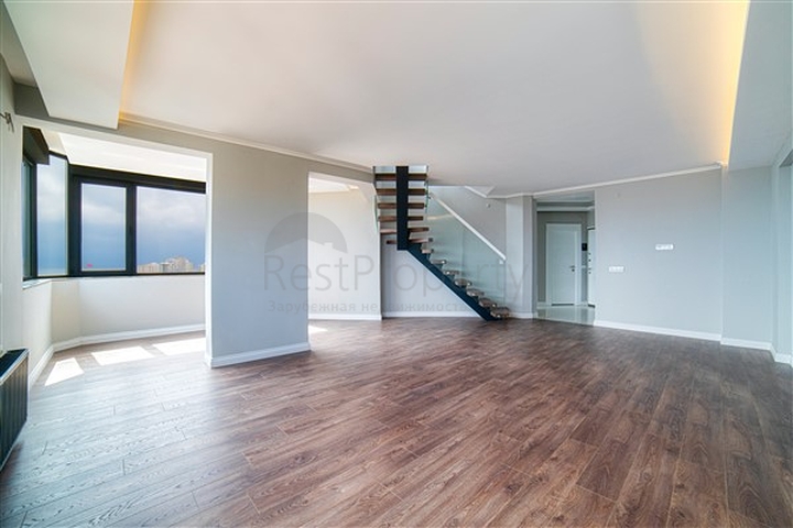 شقة بإطلالة رائعة على البحر في منطقة تشاغلايان الصغيرة - أنطاليا