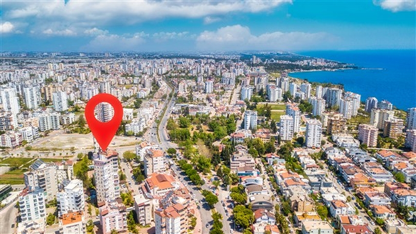 شقة بإطلالة رائعة على البحر في منطقة تشاغلايان الصغيرة - أنطاليا