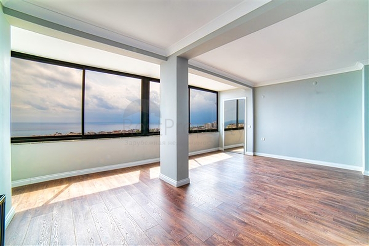 شقة بإطلالة رائعة على البحر في منطقة تشاغلايان الصغيرة - أنطاليا