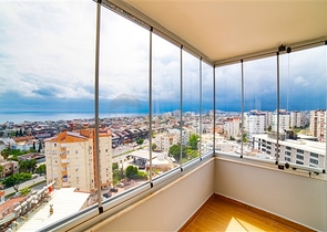 شقة بإطلالة رائعة على البحر في منطقة تشاغلايان الصغيرة - أنطاليا