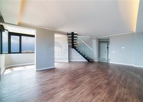 شقة بإطلالة رائعة على البحر في منطقة تشاغلايان الصغيرة - أنطاليا