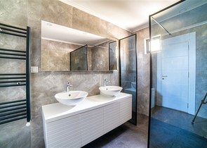 شقة بإطلالة رائعة على البحر في منطقة تشاغلايان الصغيرة - أنطاليا