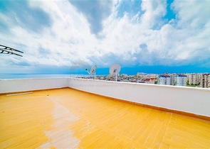 شقة بإطلالة رائعة على البحر في منطقة تشاغلايان الصغيرة - أنطاليا