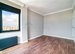 شقة بإطلالة رائعة على البحر في منطقة تشاغلايان الصغيرة - أنطاليا