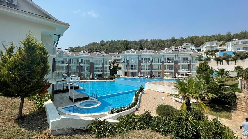 شقق للبيع في فتحية - تصميم 2 غرفة وصالة -ضمن مجمع يضم خدمات .